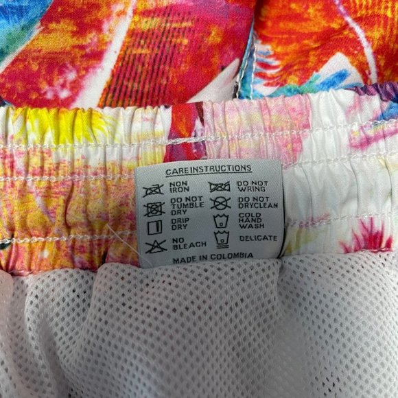Velero Swimwear Swim Trunks Red Parrots Size XL - Picture 6 of 7